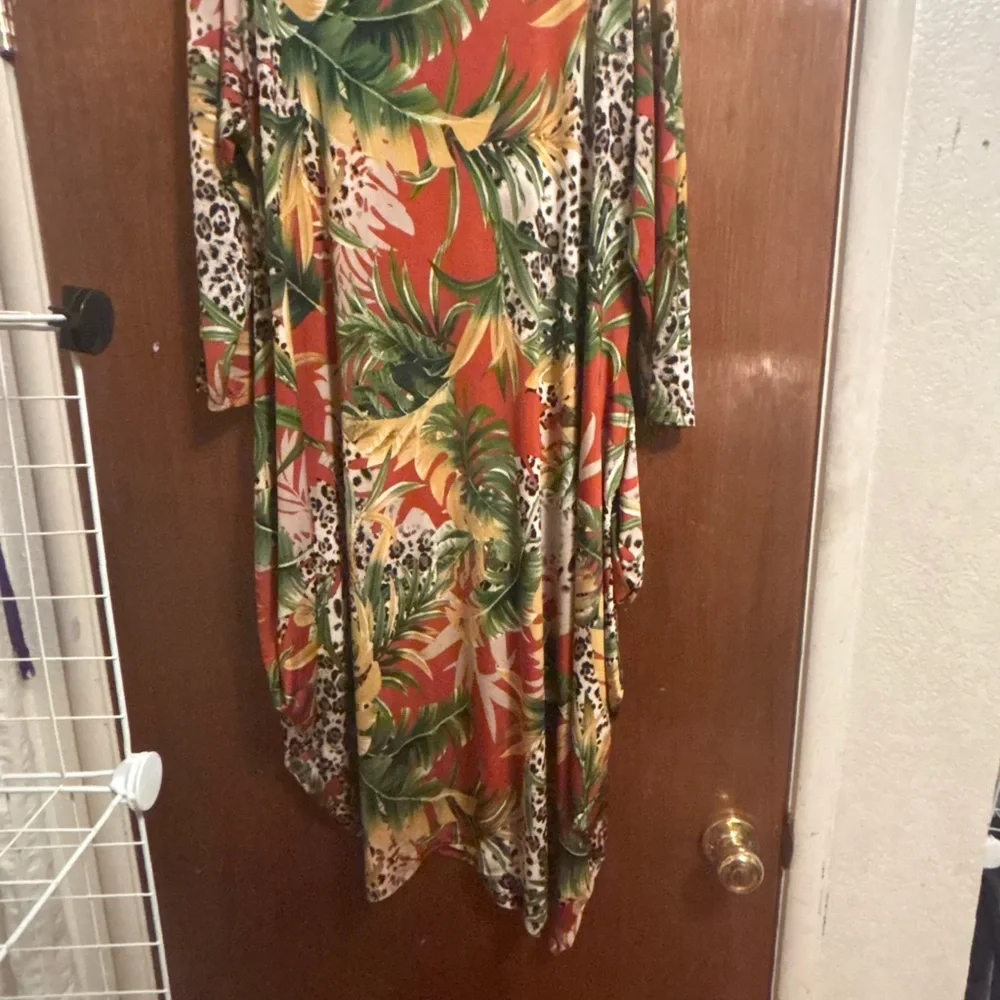 Tropical Print Maxi Dress - Picture 14 of 16